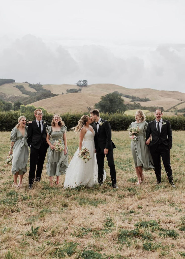 SAGE SATIN WEDDING RENTAL SET